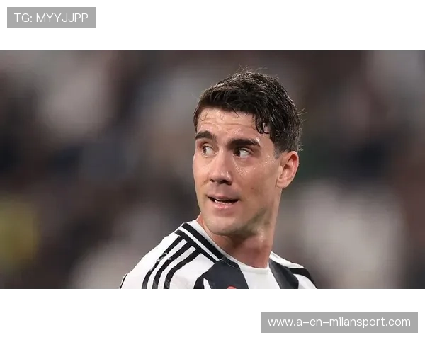 弗拉霍维奇背身处理完成转身